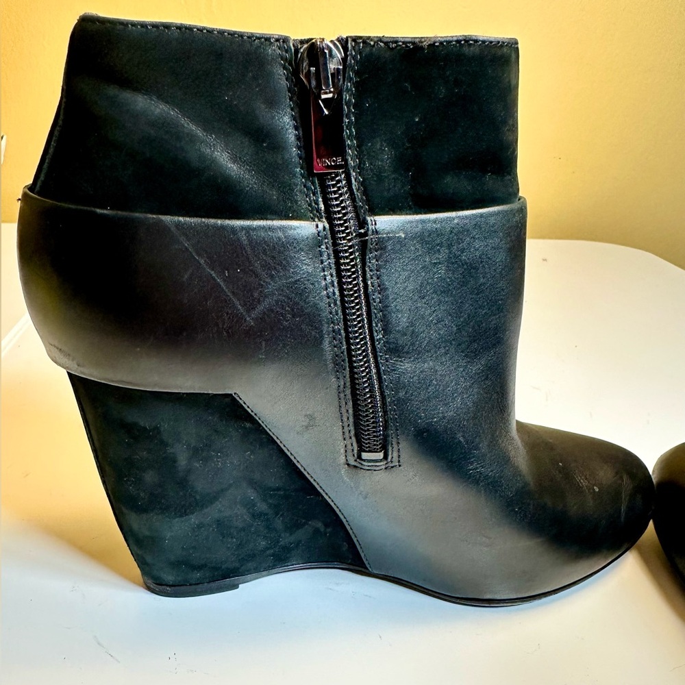 VINCE Women’s Black “Garren” Suede Leather Wedge Booties Size: US 8.5M EU 38.5